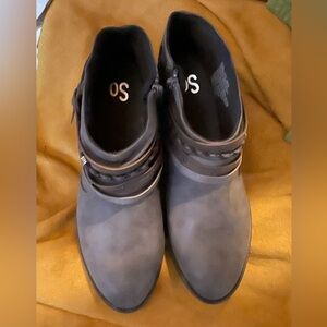 New SO Women's Medium grey Ankle Booties Ankle Boots Size 10